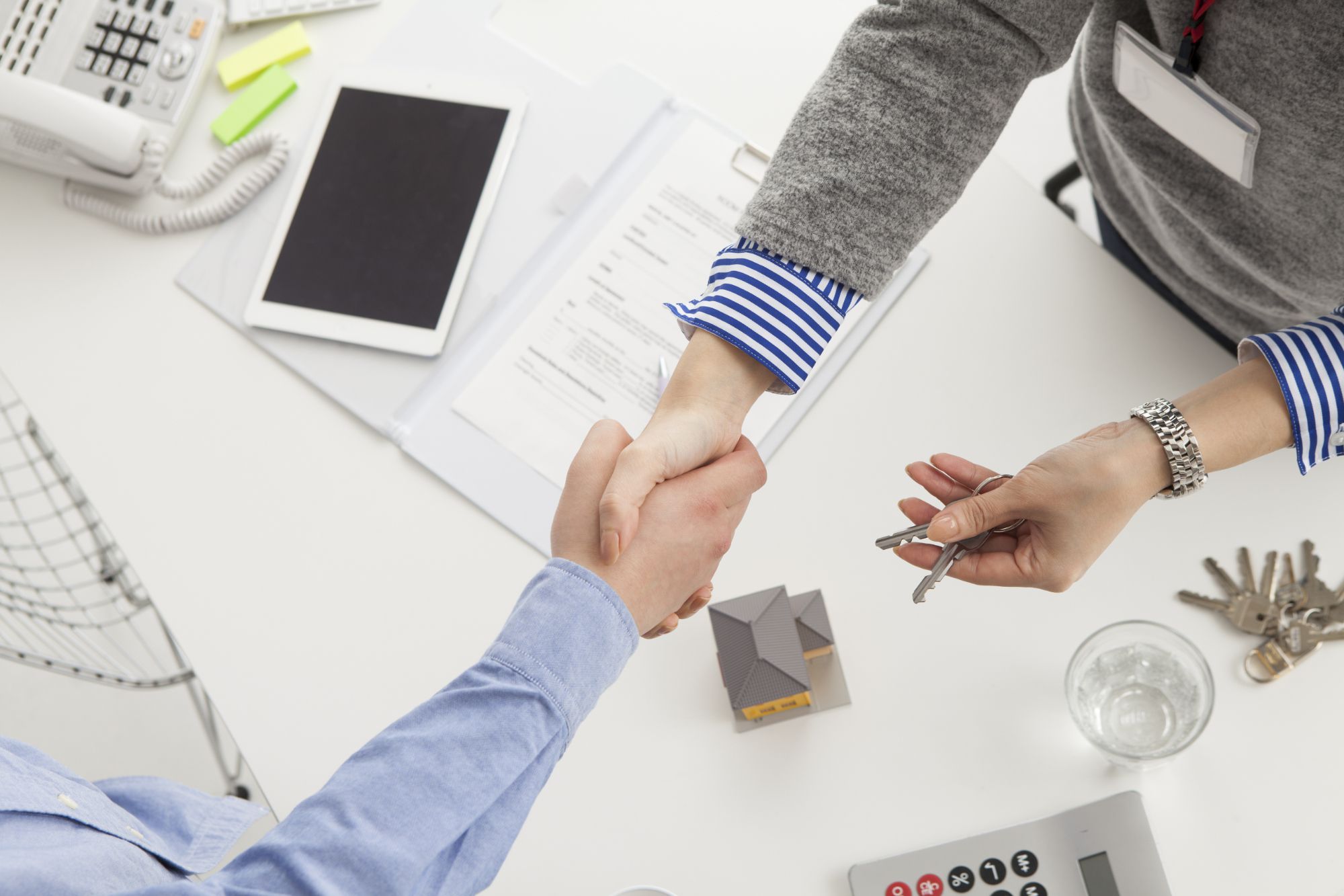 Control de visitas y cierre de la operación. Inmobiliaria JM Casas Y Fincas en Ronda